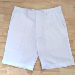 New Men's White Golf Shorts Size 34 PGA Tour For ALL Your Important Games
